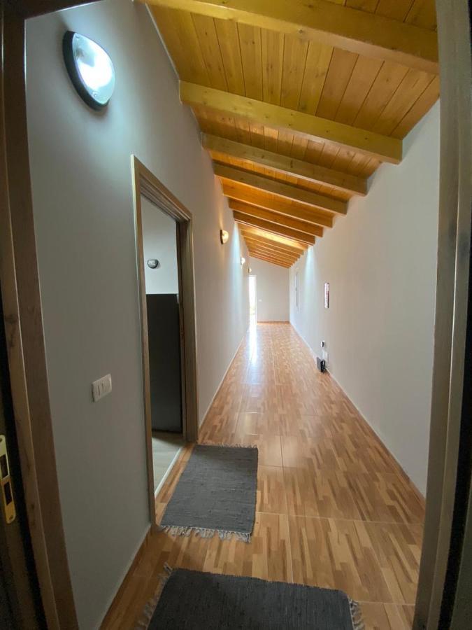 Villa Yseni Orikum Exterior foto